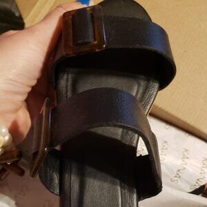 size 6 Kaanas black sandals